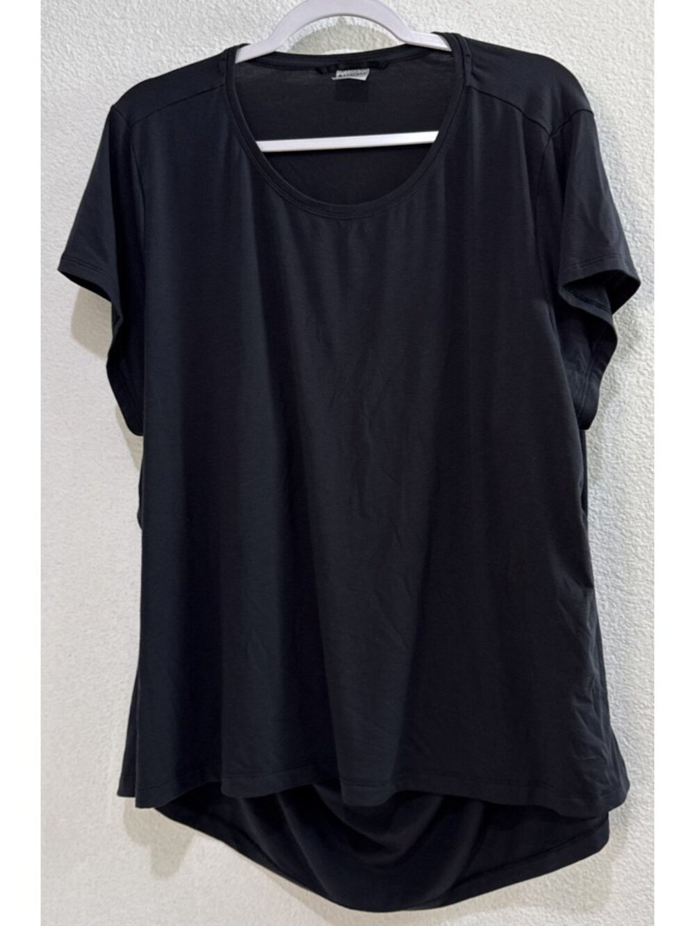 Athleta Black Open Back Cutout Stretchy Comfort Athletic Top Womens Plus Size 2X